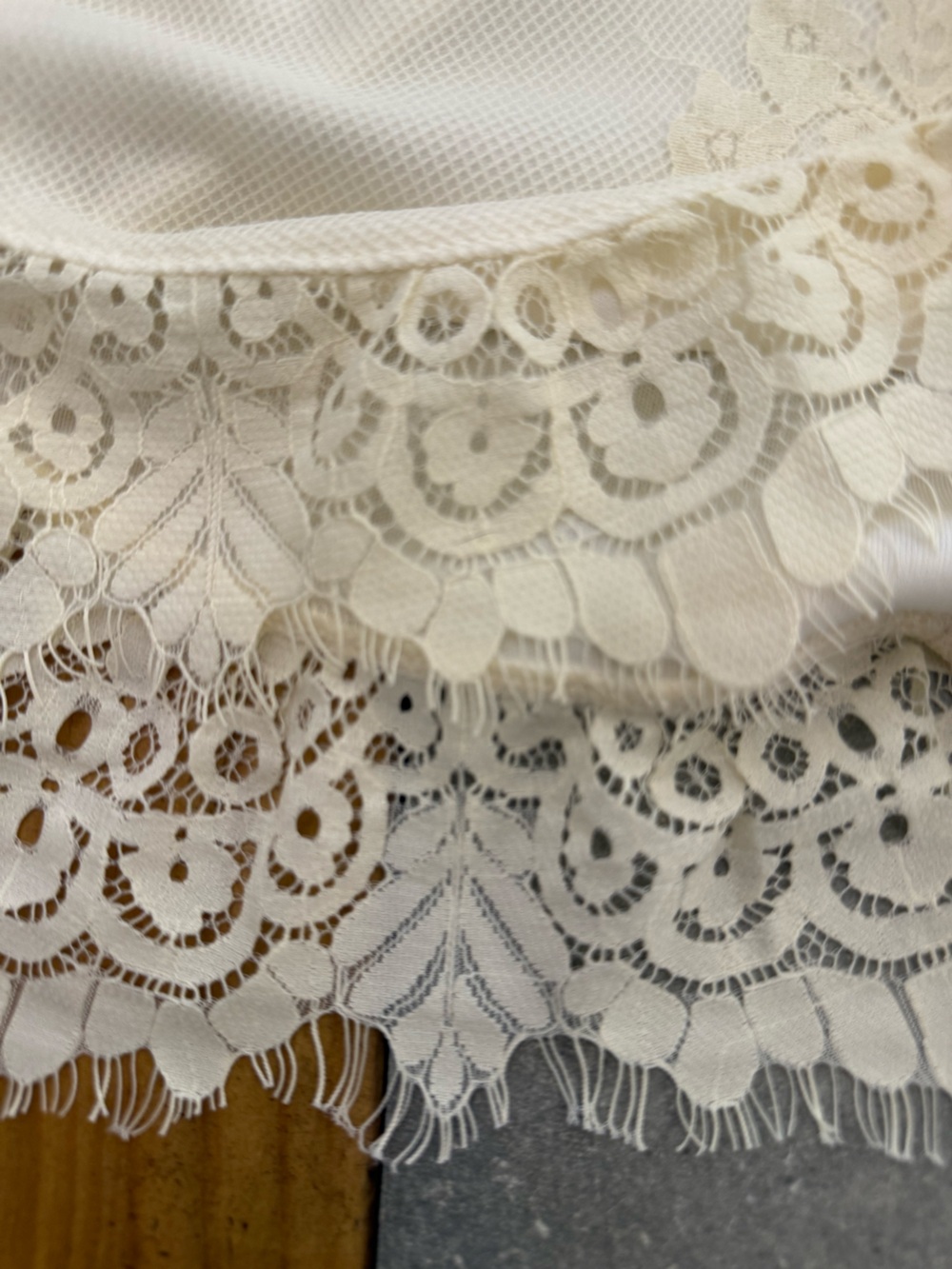 Show Me Your MuMu Loretta Romper White Ivory Lace Bell Sleeve Romper XL - Picture 8 of 16